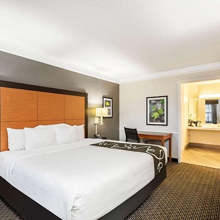 Travelodge By Wyndham El Paso - Airport Buitenkant foto
