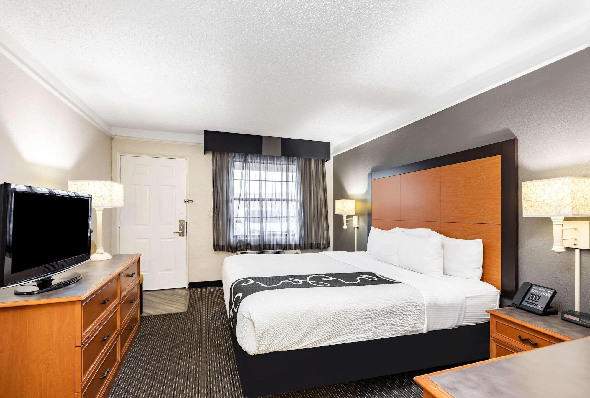 Travelodge By Wyndham El Paso - Airport Buitenkant foto