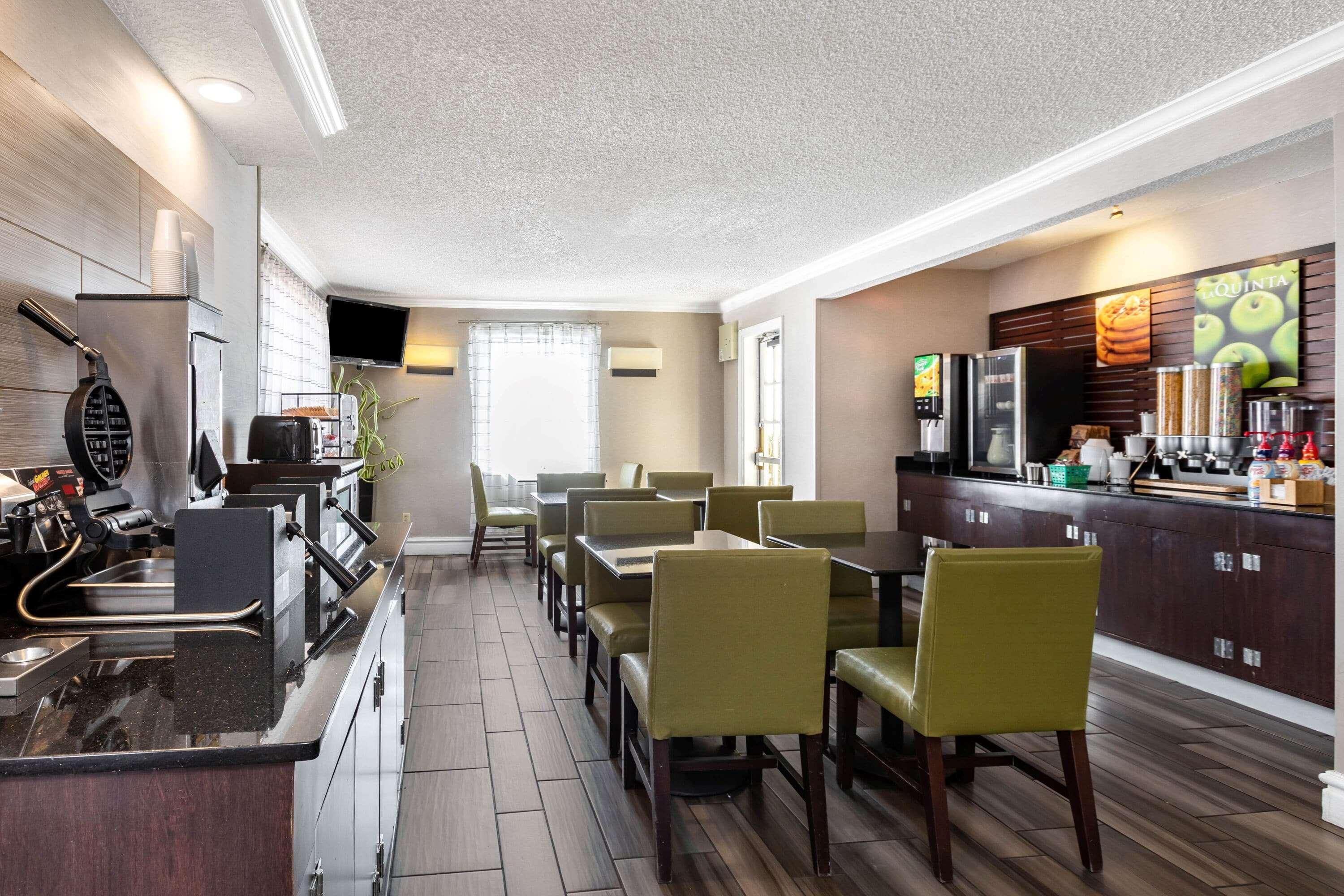 Travelodge By Wyndham El Paso - Airport Buitenkant foto
