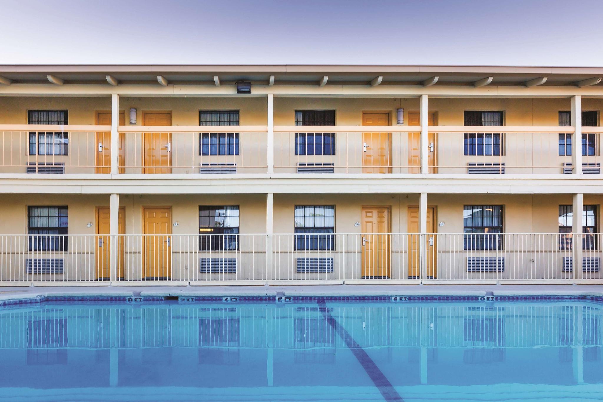 Travelodge By Wyndham El Paso - Airport Buitenkant foto